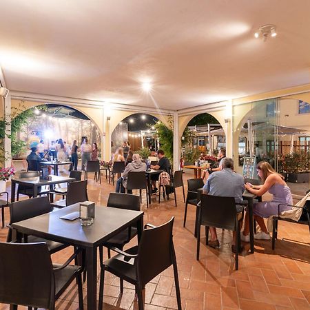 Club Del Sole Viareggio Family Collection Hotel Torre del Lago Puccini Bagian luar foto
