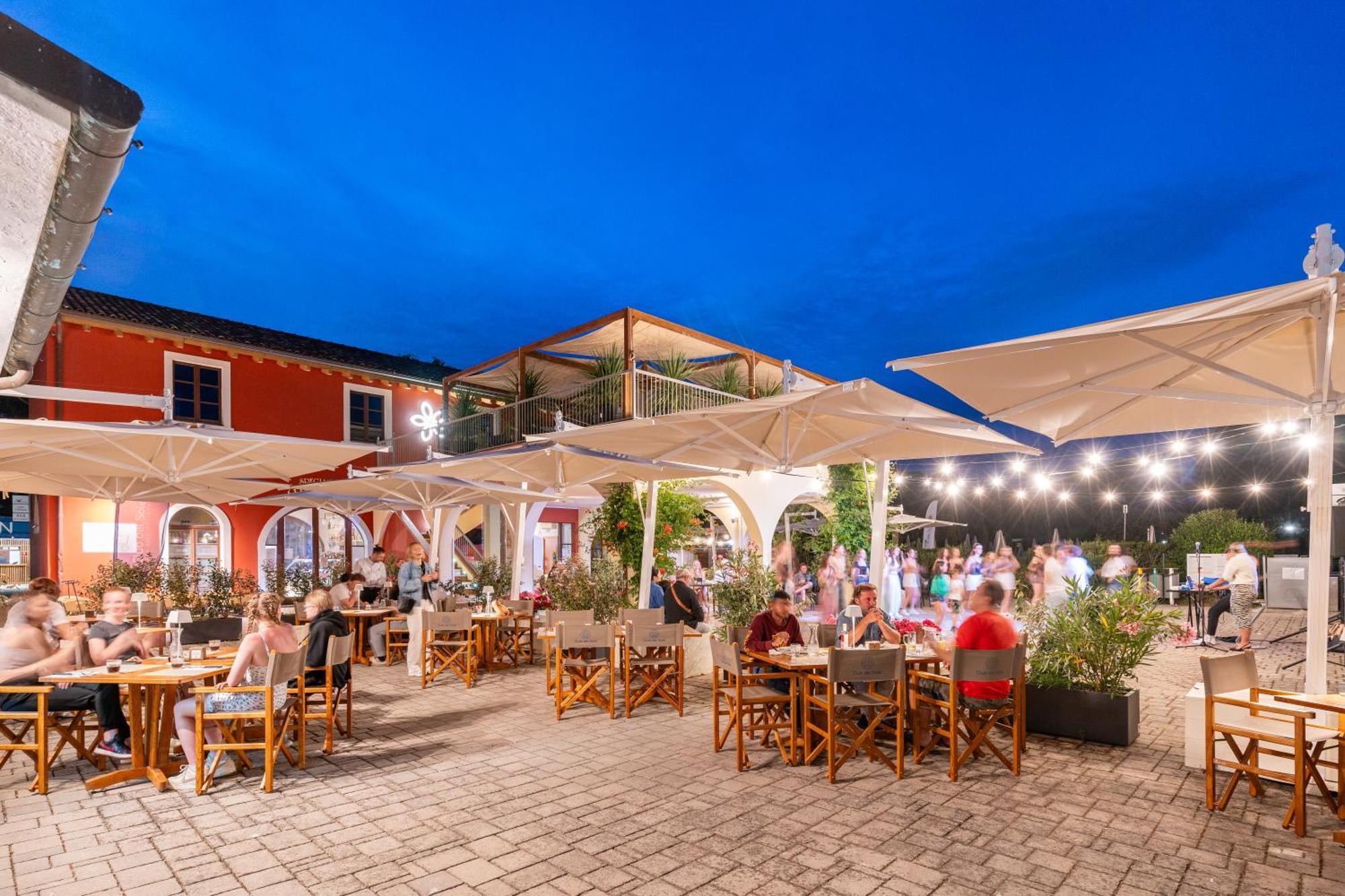 Club Del Sole Viareggio Family Collection Hotel Torre del Lago Puccini Bagian luar foto