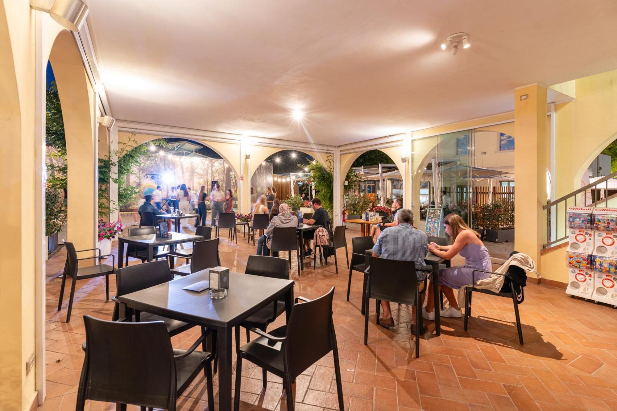 Club Del Sole Viareggio Family Collection Hotel Torre del Lago Puccini Bagian luar foto