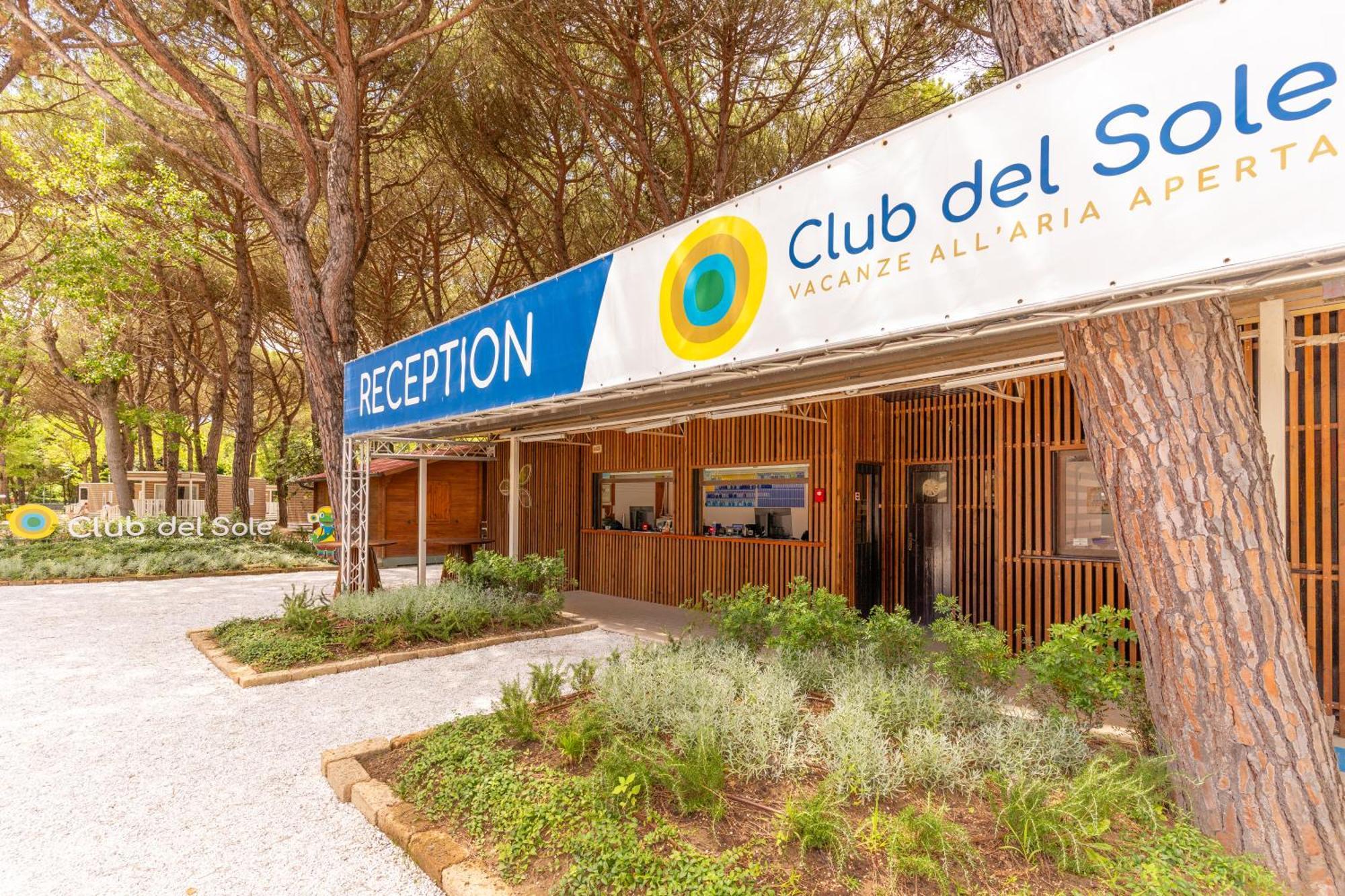 Club Del Sole Viareggio Family Collection Hotel Torre del Lago Puccini Bagian luar foto